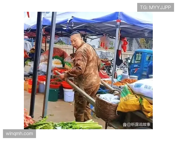 蒋林静训练完直接去超市买菜,这反差也太大了吧! 蒋林静训练完直接去超市买菜,这反差也太大了吧!