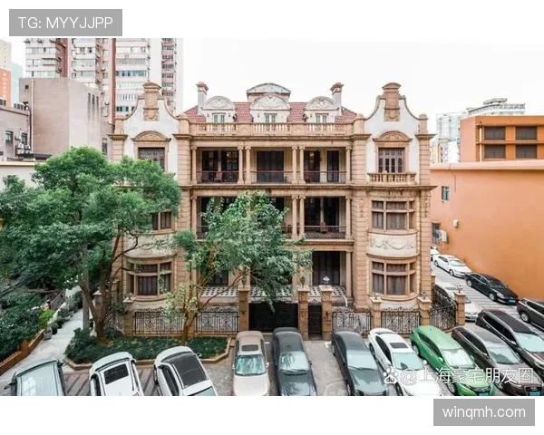 鲍春来退役后住进上海老洋房,每天打游戏到凌晨三点? 鲍春来退役后住进上海老洋房,每天打游戏到凌晨三点?
